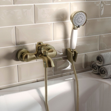 Смеситель IDDIS OLDIE OLDBR00i02 для ванны и душа 